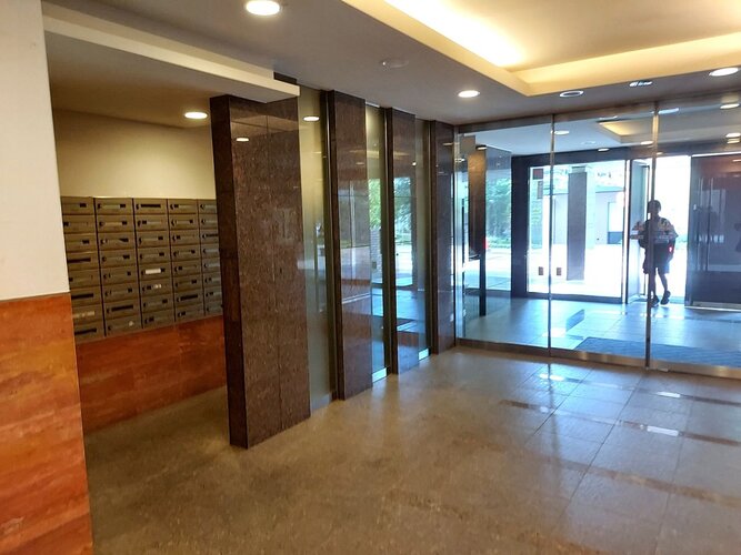 エントランス エントランス