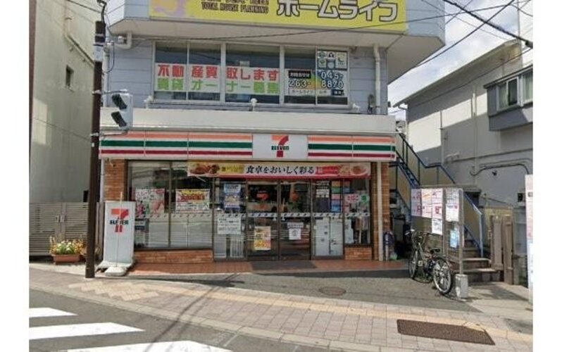 コンビニ