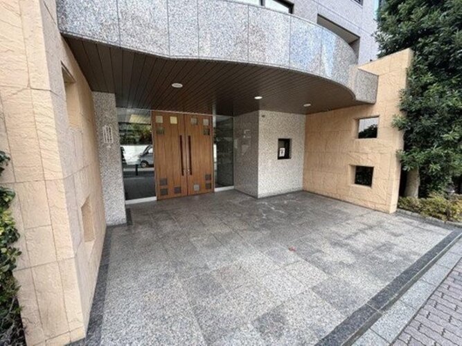 エントランス エントランス