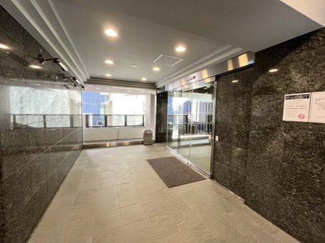 エントランス エントランス