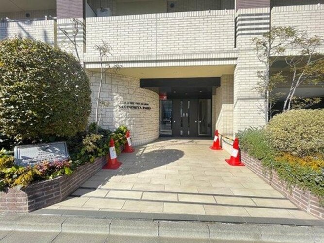 エントランス エントランス