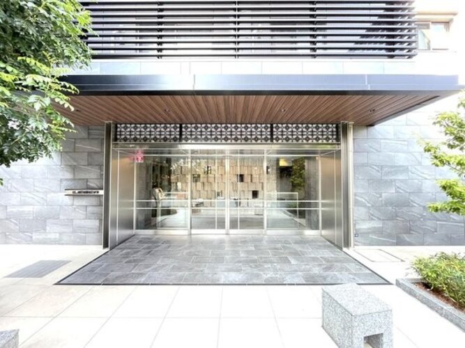 エントランス エントランス