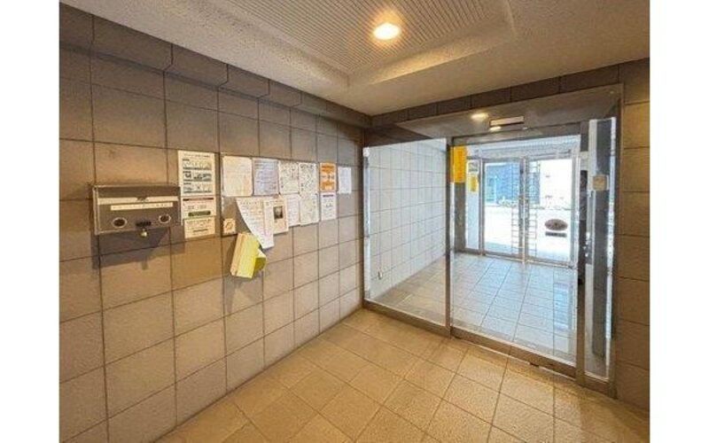 エントランス エントランス