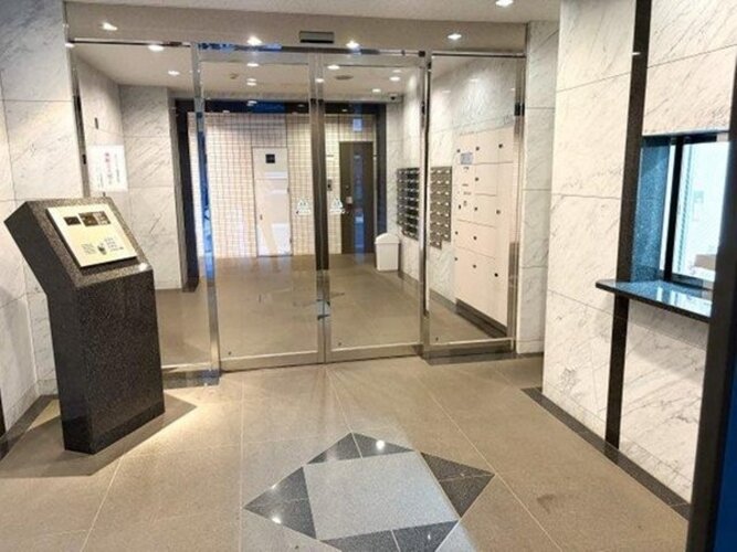 エントランス エントランス