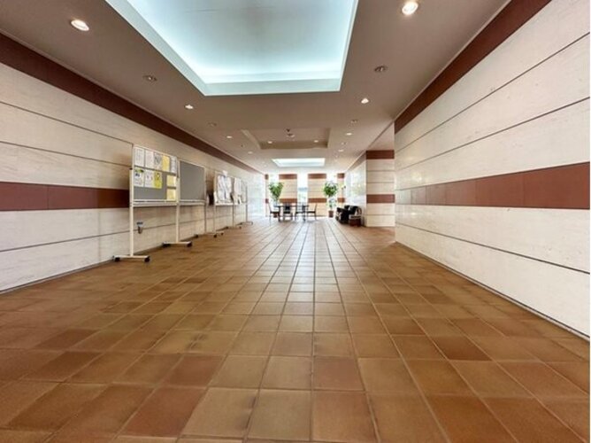 エントランス エントランス