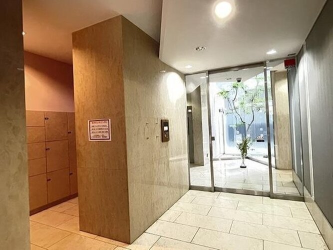 エントランス エントランス