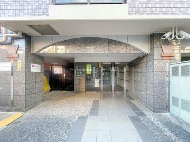 エントランス エントランス