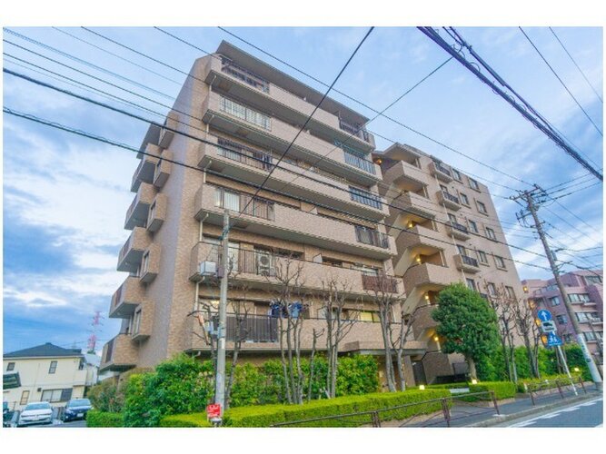 ＪＲ湘南新宿ライン・横須賀線「新川崎」駅まで徒歩18分