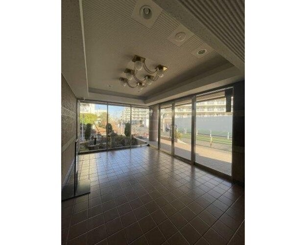 エントランス エントランス