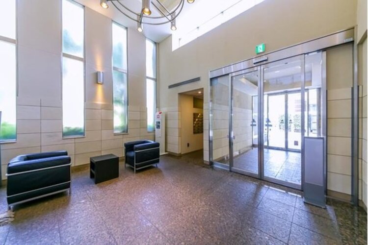 エントランス エントランス