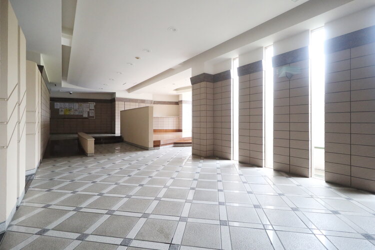 エントランスホール