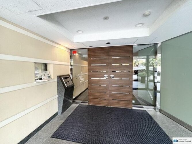 エントランス エントランス