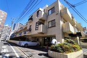 大江戸線「牛込柳町駅」まで徒歩3分！神楽坂にも徒歩圏エリアのマンションです。