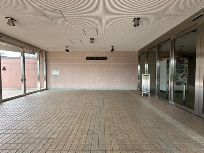 エントランス エントランス