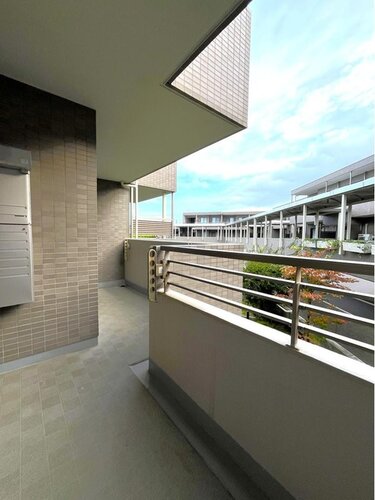バルコニー バルコニー