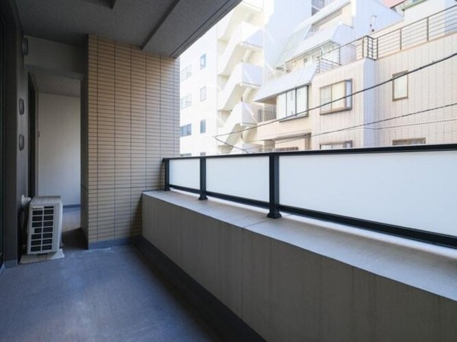 バルコニー バルコニー