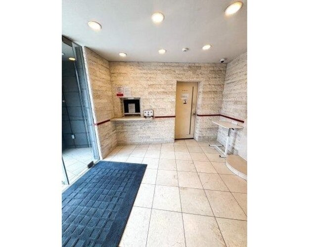 エントランス エントランス