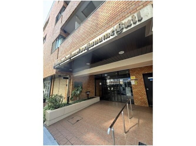 めまぐるしく過ぎ行く日々の中でゆったりとした休息と癒しを提供してくれる空間がここから始まります。 めまぐるしく過ぎ行く日々の中でゆったりとした休息と癒しを提供してくれる空間がここから始まります。