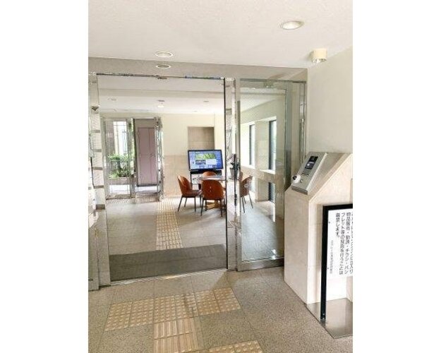 エントランス エントランス