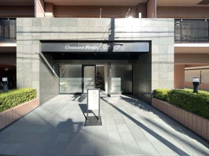 エントランス エントランス