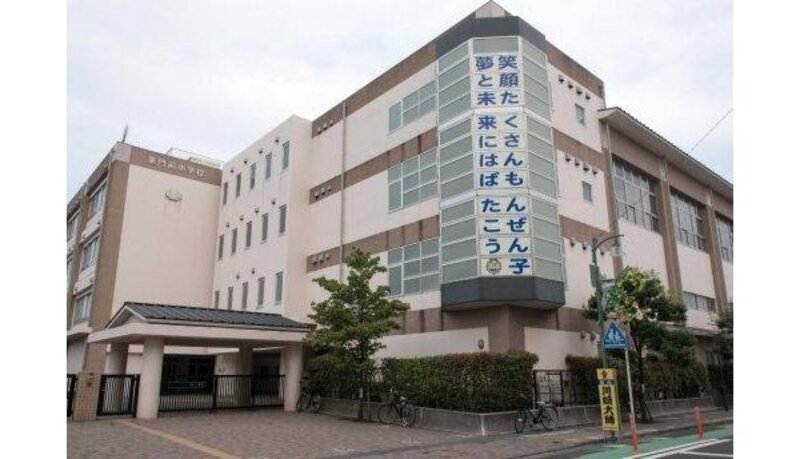 小学校 小学校