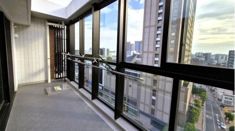 バルコニー バルコニー