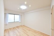 リビング以外の居室 リビング以外の居室