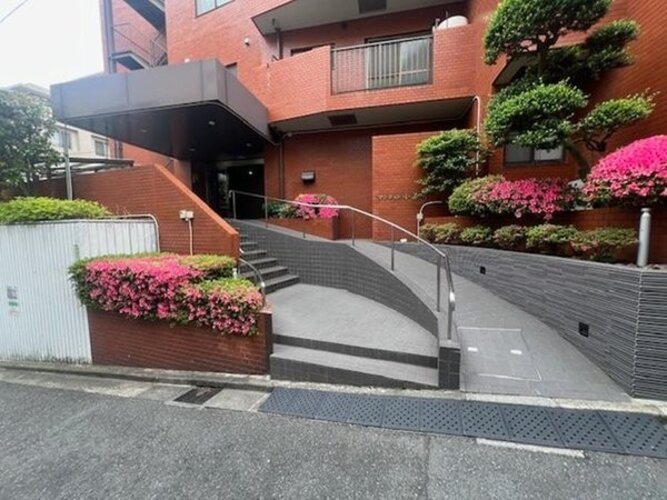 エントランス エントランス