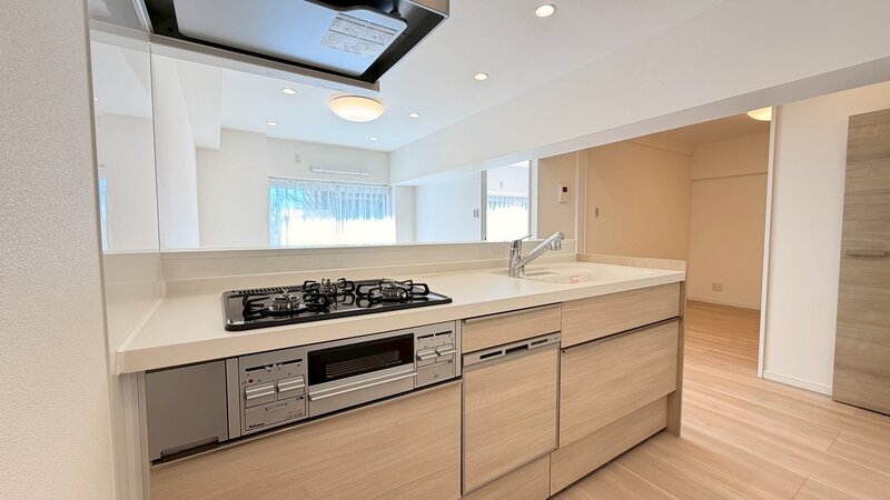 キッチン　＊食器洗い乾燥機・浄水器一体型水栓付き＊