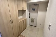 【玄関】ロイヤルシャトーねやがわオークビル 【玄関】ロイヤルシャトーねやがわオークビル