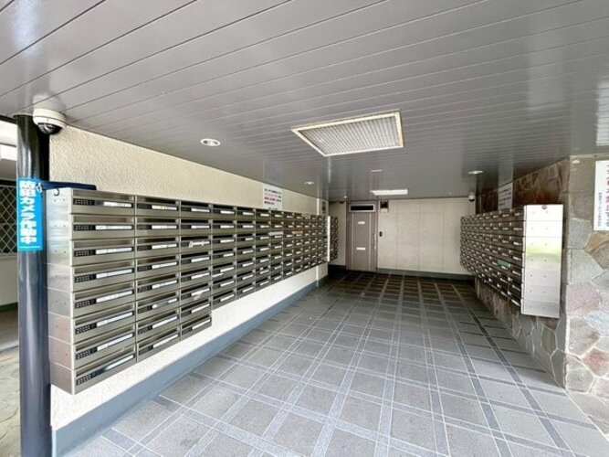 エントランス エントランス