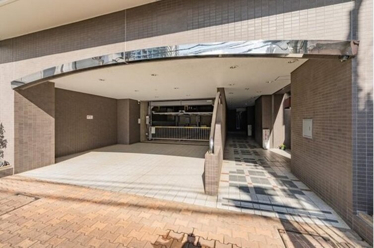 エントランス エントランス