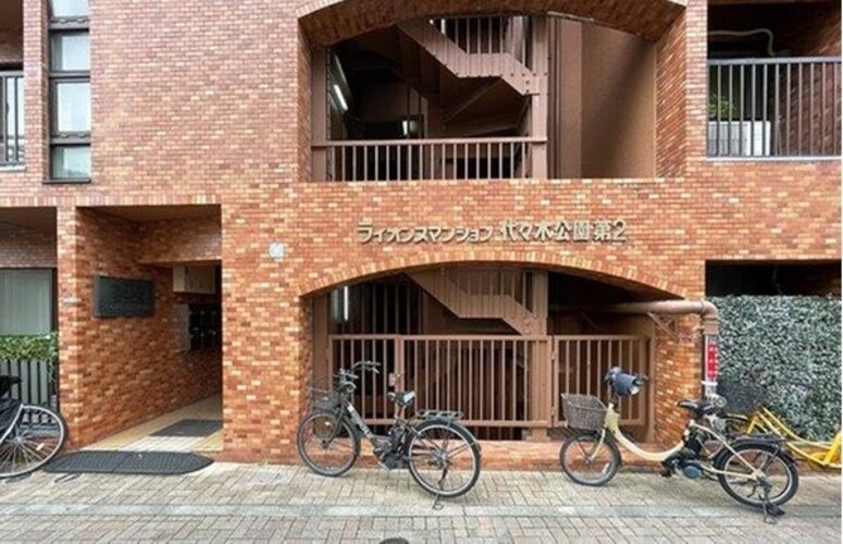 エントランス エントランス