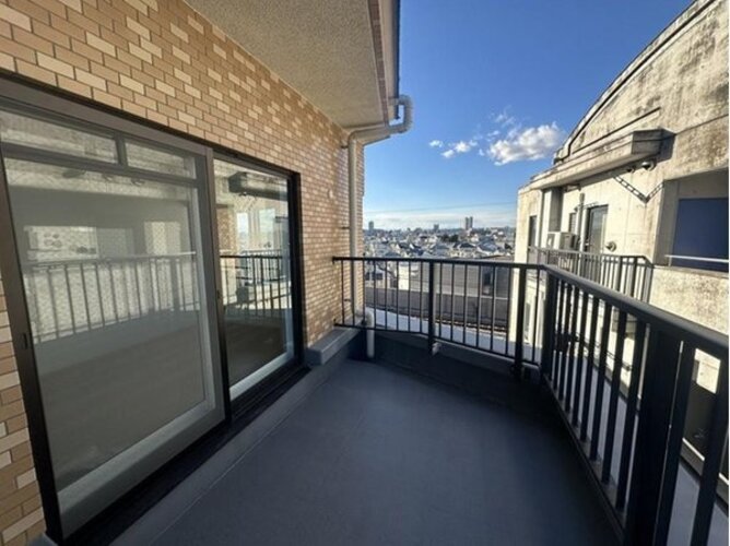 バルコニー バルコニー