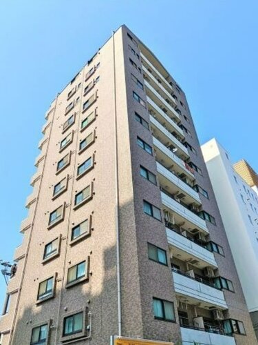 東京メトロ日比谷線「入谷」駅より徒歩4分。都市機能の利便性を感じられる立地に建つマンションです。