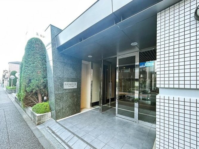 エントランス エントランス