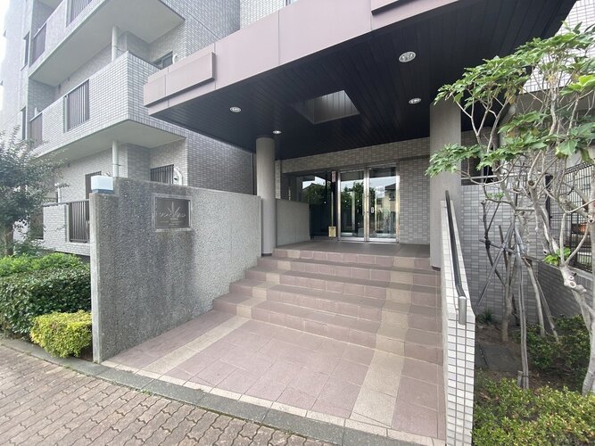 エントランス エントランス