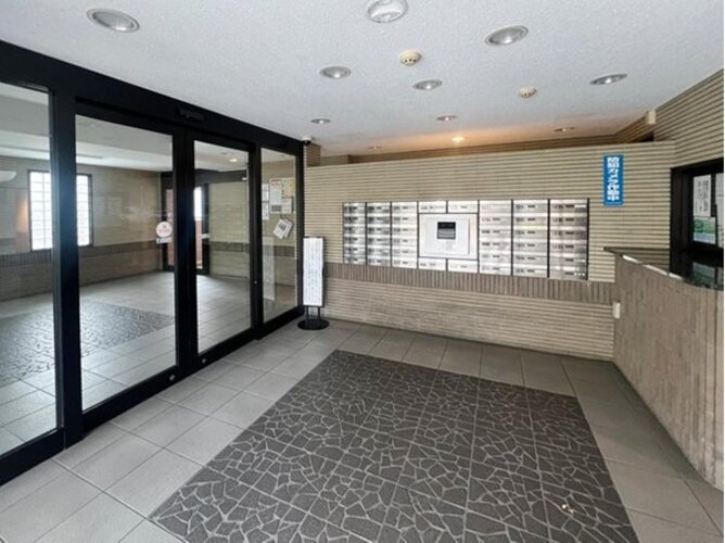 エントランス エントランス