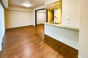 ゆったりくつろげる上質なリビングダイニングは、あなたの暮らしにより価値のある時間を演出してくれます。 ゆったりくつろげる上質なリビングダイニングは、あなたの暮らしにより価値のある時間を演出してくれます。