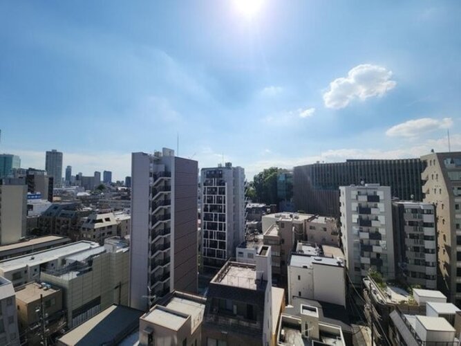 バルコニー バルコニー