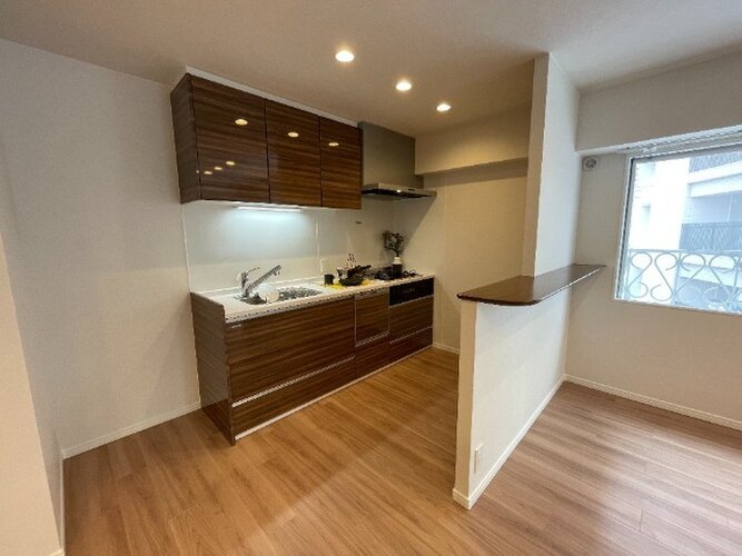 爽やかな風がそよぐ光に溢れた空間。清々しい気持ちになるお部屋です。