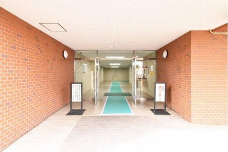 エントランス エントランス