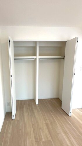 洋室③　クローゼット