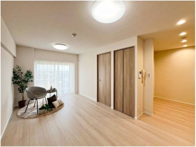 爽やかな風がそよぐ光に溢れた空間。清々しい気持ちになるお部屋です。