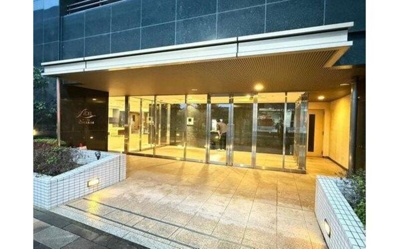 エントランス エントランス