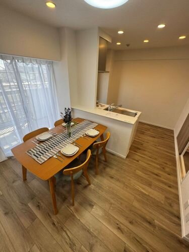 ダイニング ダイニング