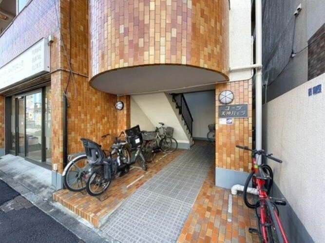 エントランス エントランス