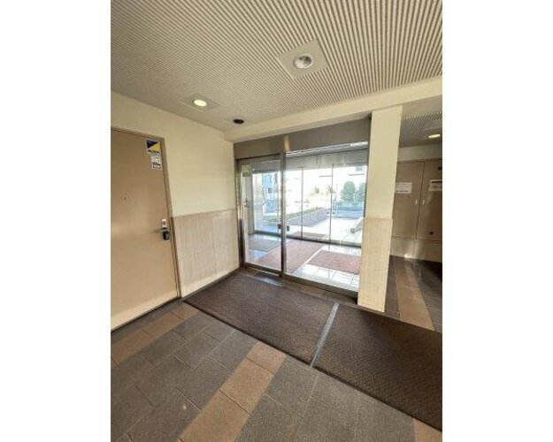 エントランス エントランス