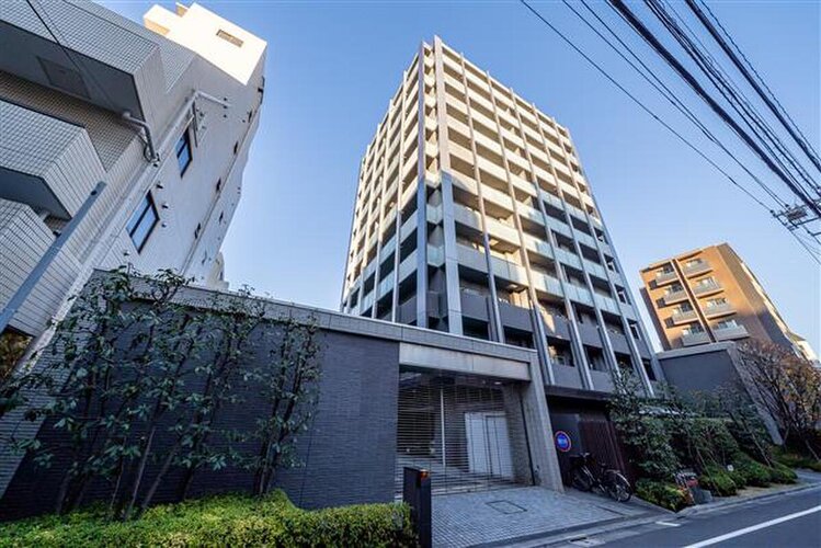 平成築の綺麗なエントランス ~掃除も行き届いていて常に綺麗に保たれたエントランス~ 平成築の綺麗なエントランス ~掃除も行き届いていて常に綺麗に保たれたエントランス~