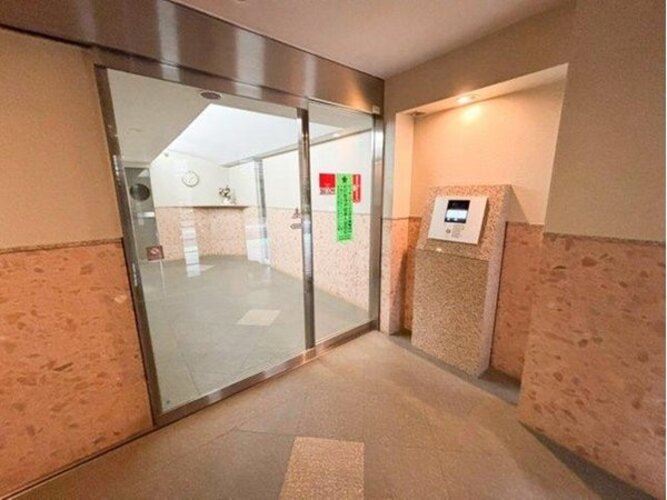 エントランス エントランス